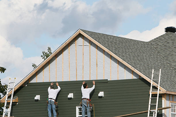 Professional Siding technician working in White Plains, NY